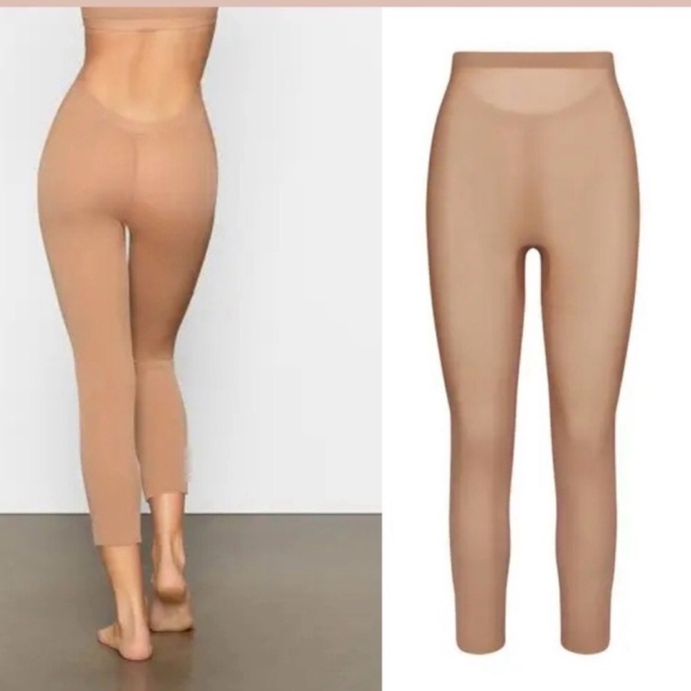NWT Skims sheer Sculpt Low Back Cropped Legging